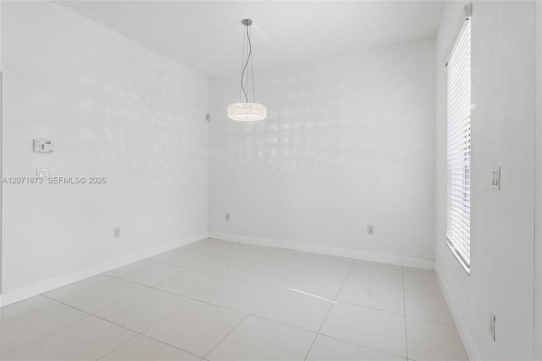 For Sale: $720,000 (3 beds, 2 baths, 2120 Square Feet)