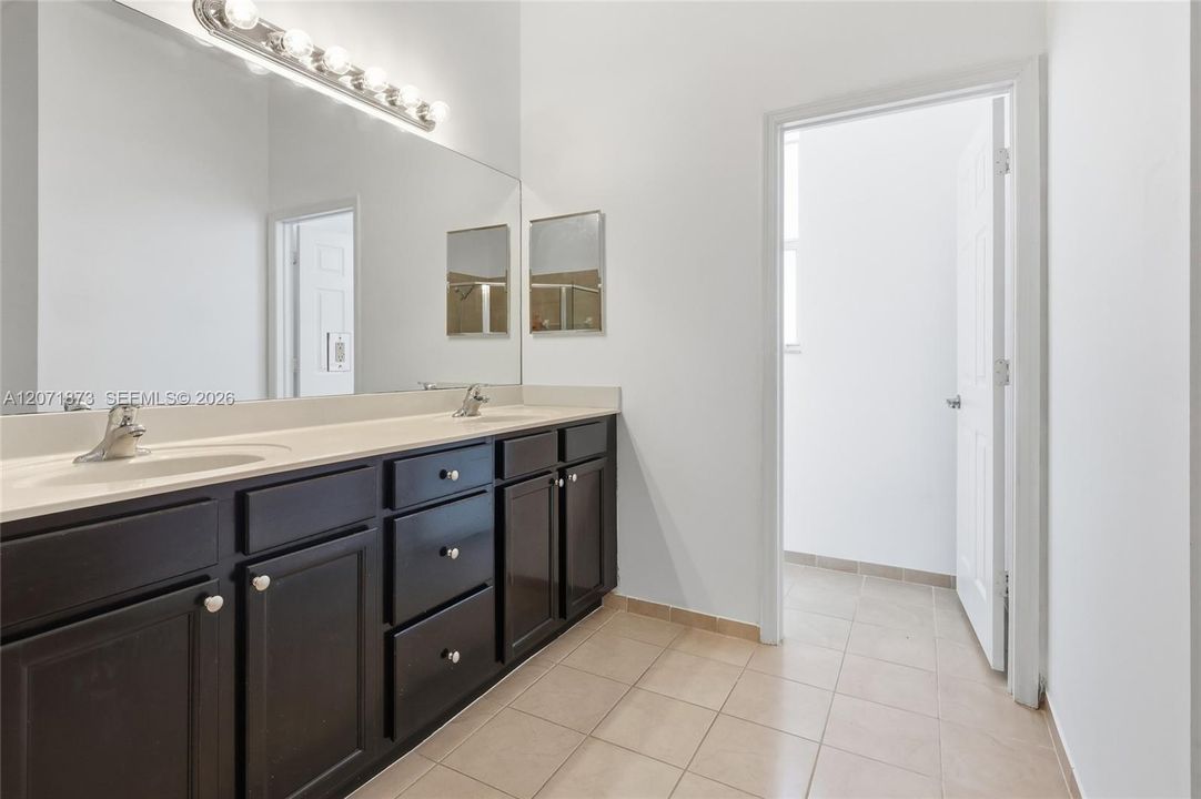 For Sale: $720,000 (3 beds, 2 baths, 2120 Square Feet)