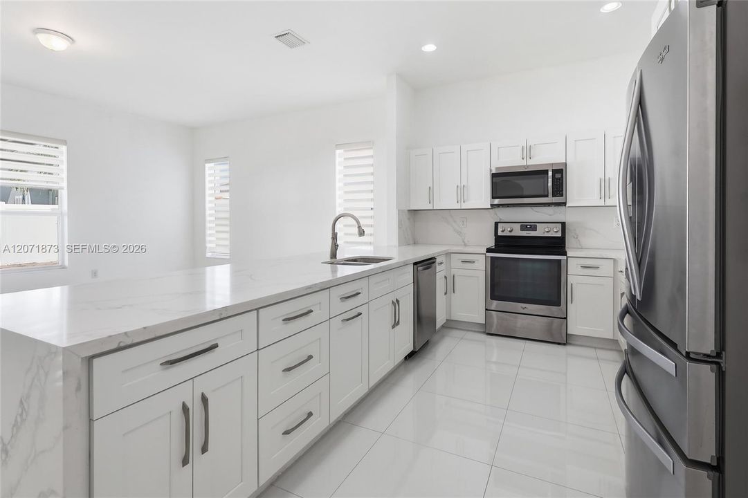 For Sale: $720,000 (3 beds, 2 baths, 2120 Square Feet)