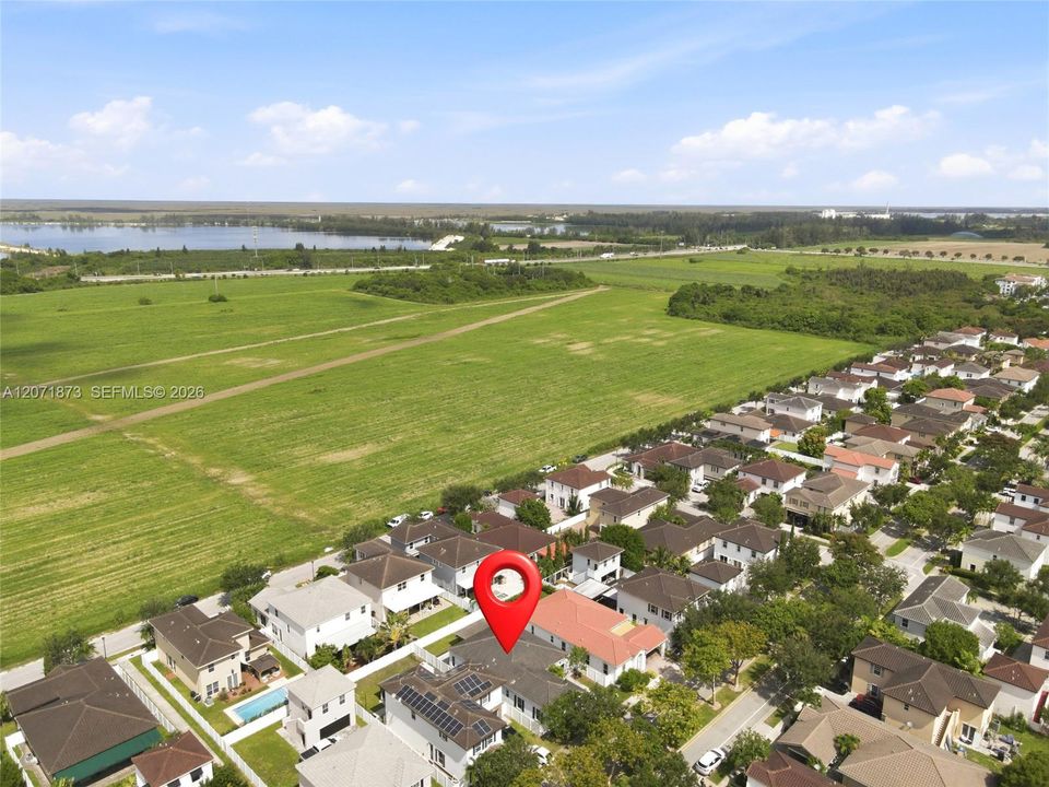 For Sale: $720,000 (3 beds, 2 baths, 2120 Square Feet)