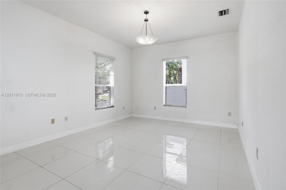 For Sale: $720,000 (3 beds, 2 baths, 2120 Square Feet)