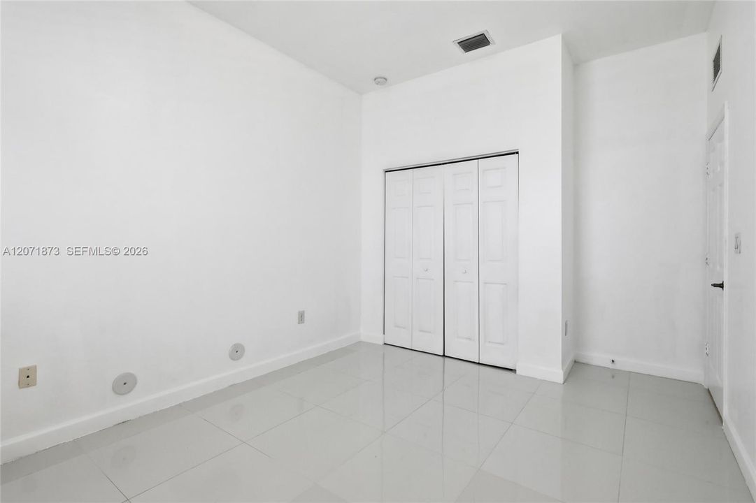 For Sale: $720,000 (3 beds, 2 baths, 2120 Square Feet)