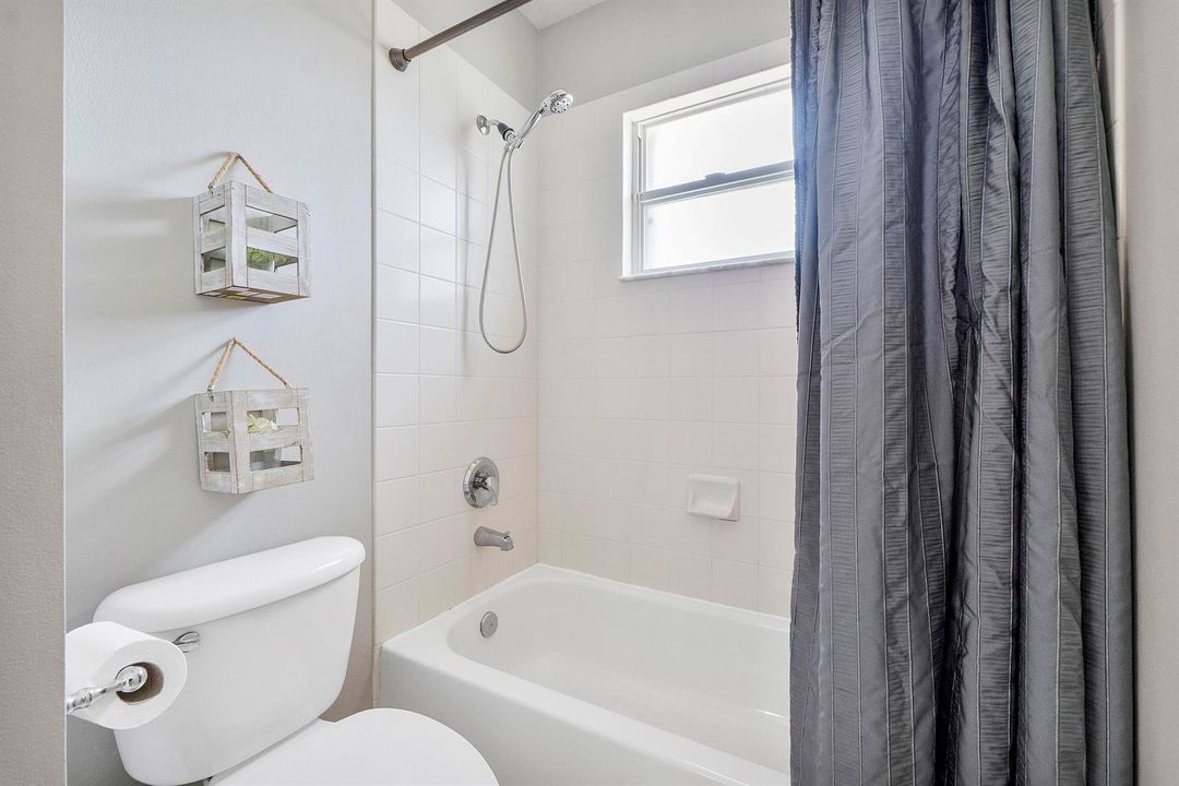 13804 Creston Pl_032