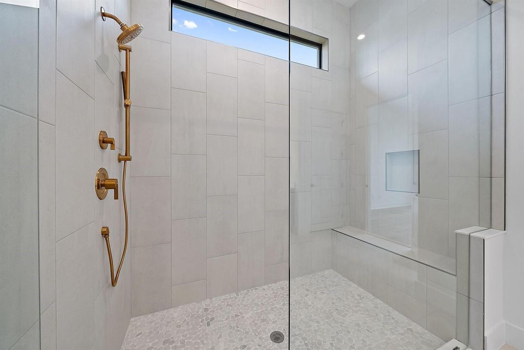 Owner's Bath