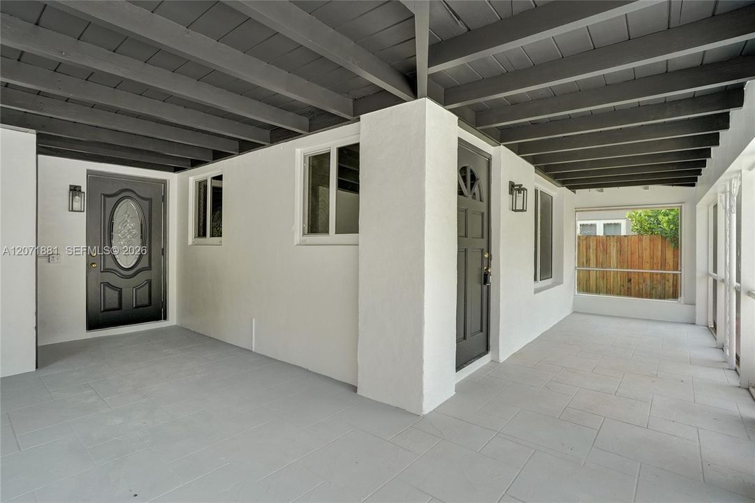 For Sale: $419,900 (3 beds, 1 baths, 1020 Square Feet)
