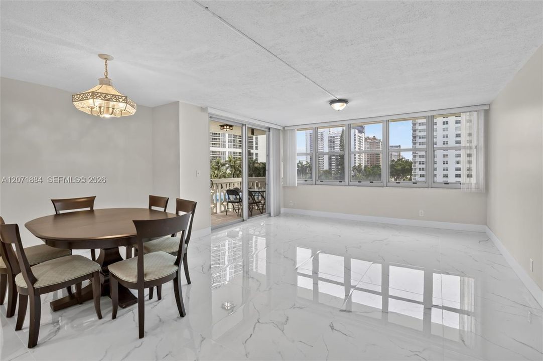 DINING ROOM AREA/LIVING ROOM