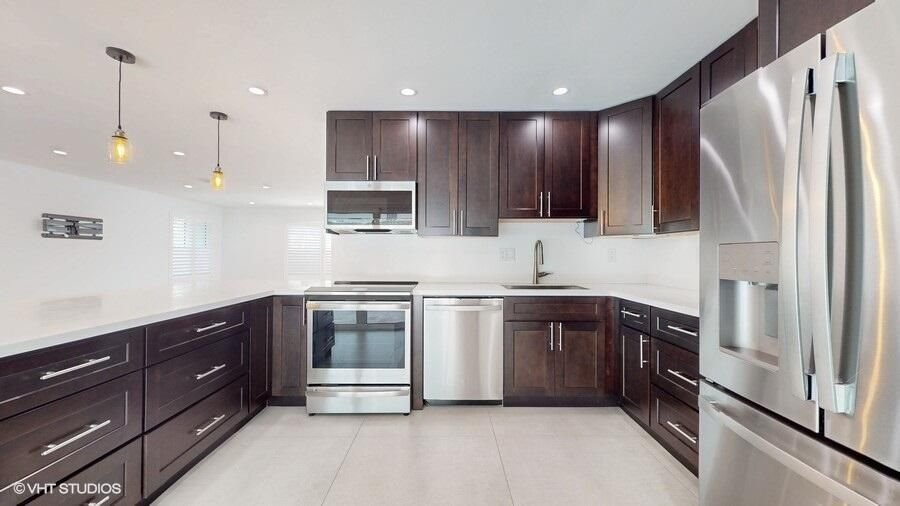 13_200sw6thave_2013_Small