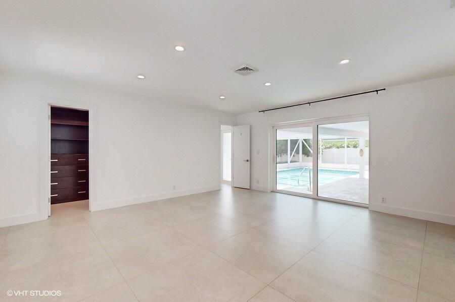 16_200sw6thave_2016_Small