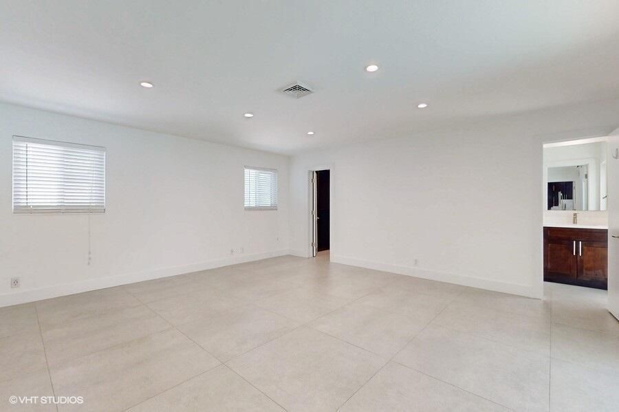 14_200sw6thave_2014_Small
