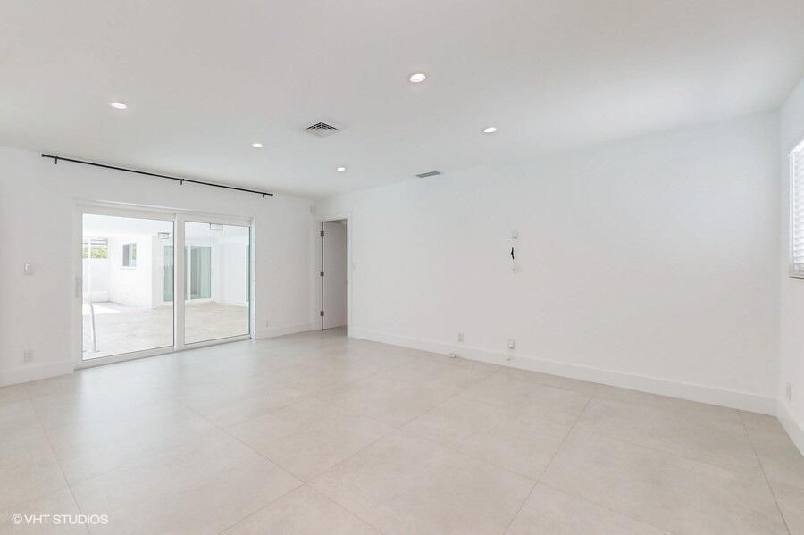 15_200sw6thave_2015_Small