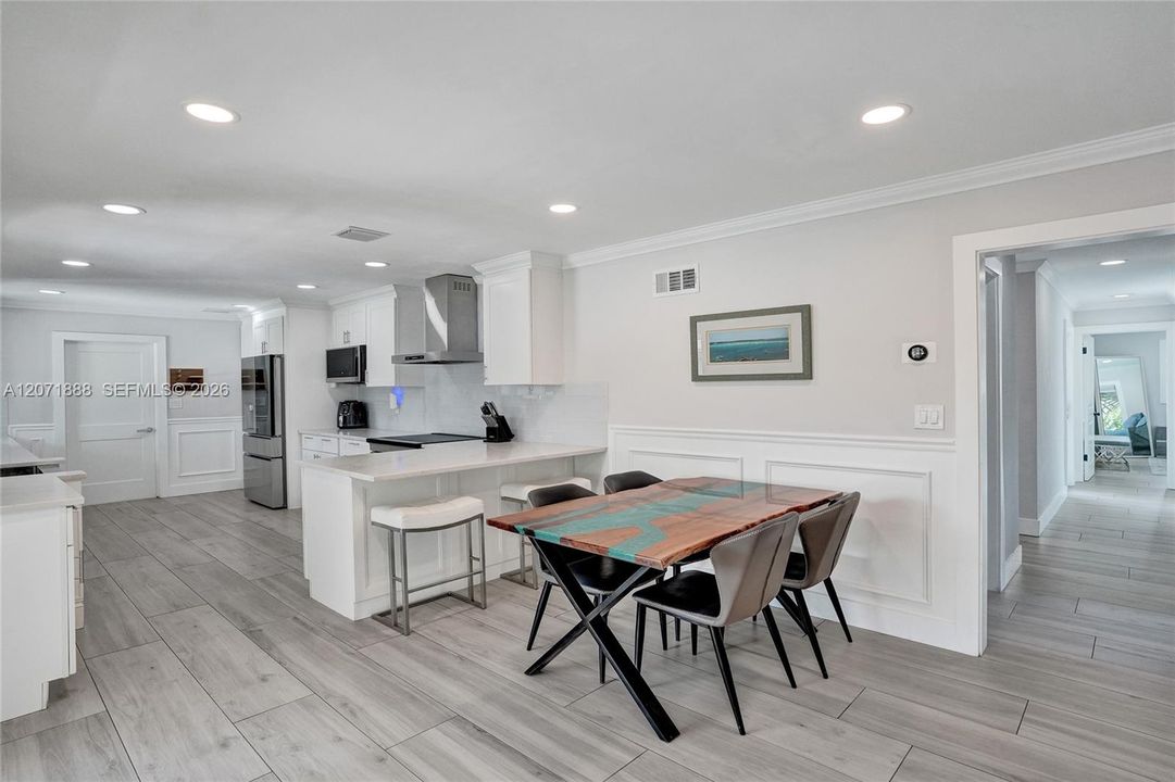 For Sale: $1,349,900 (3 beds, 2 baths, 1709 Square Feet)