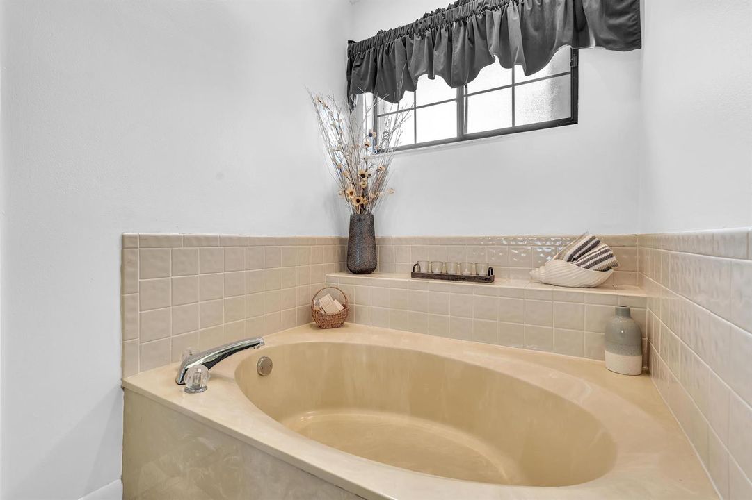 Separate Tub