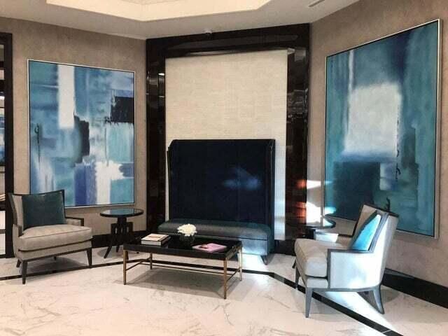 Aberdeen CC Clubhouse Seating in Lobby