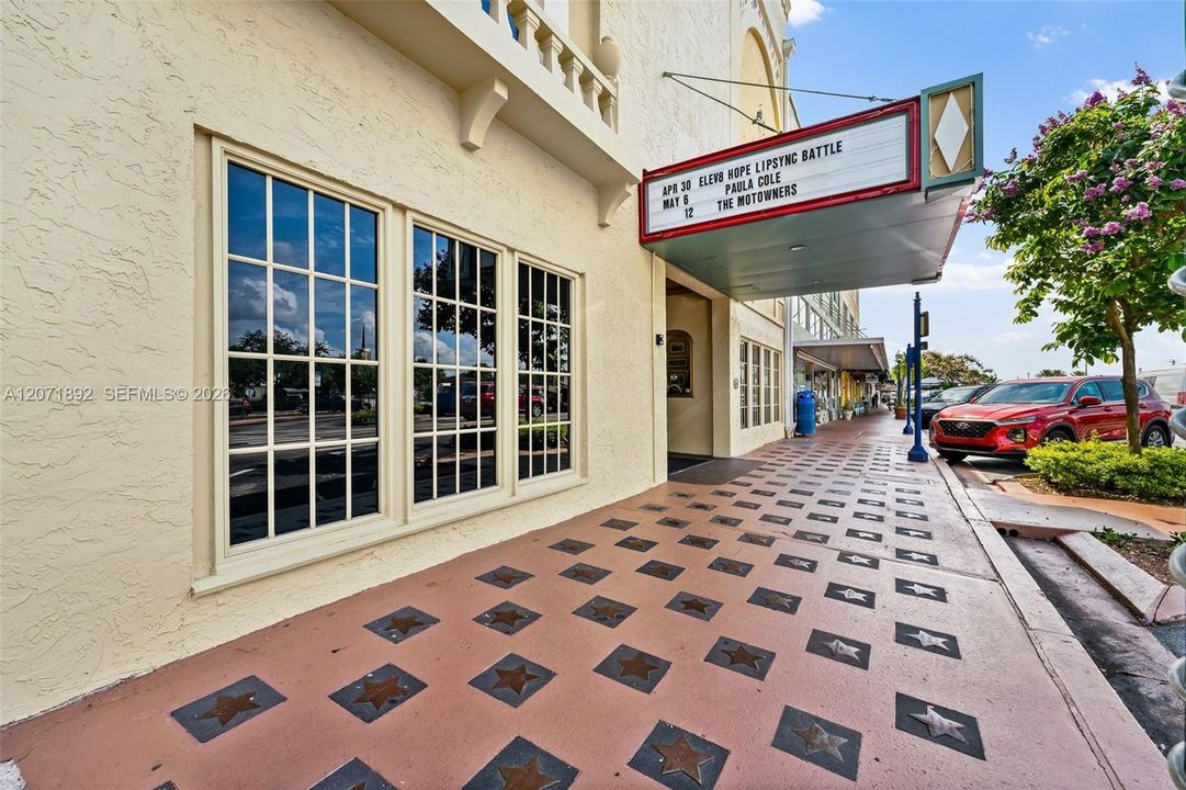 For Sale: $150,000 (2 beds, 2 baths, 1089 Square Feet)