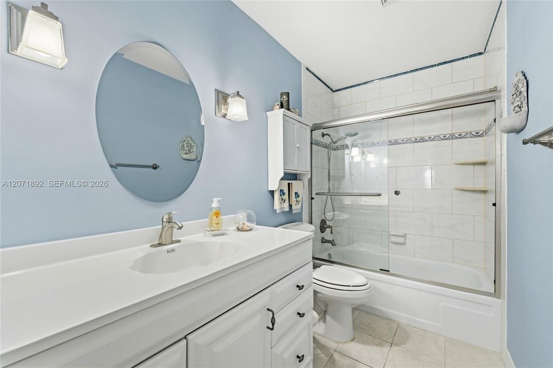 For Sale: $150,000 (2 beds, 2 baths, 1089 Square Feet)