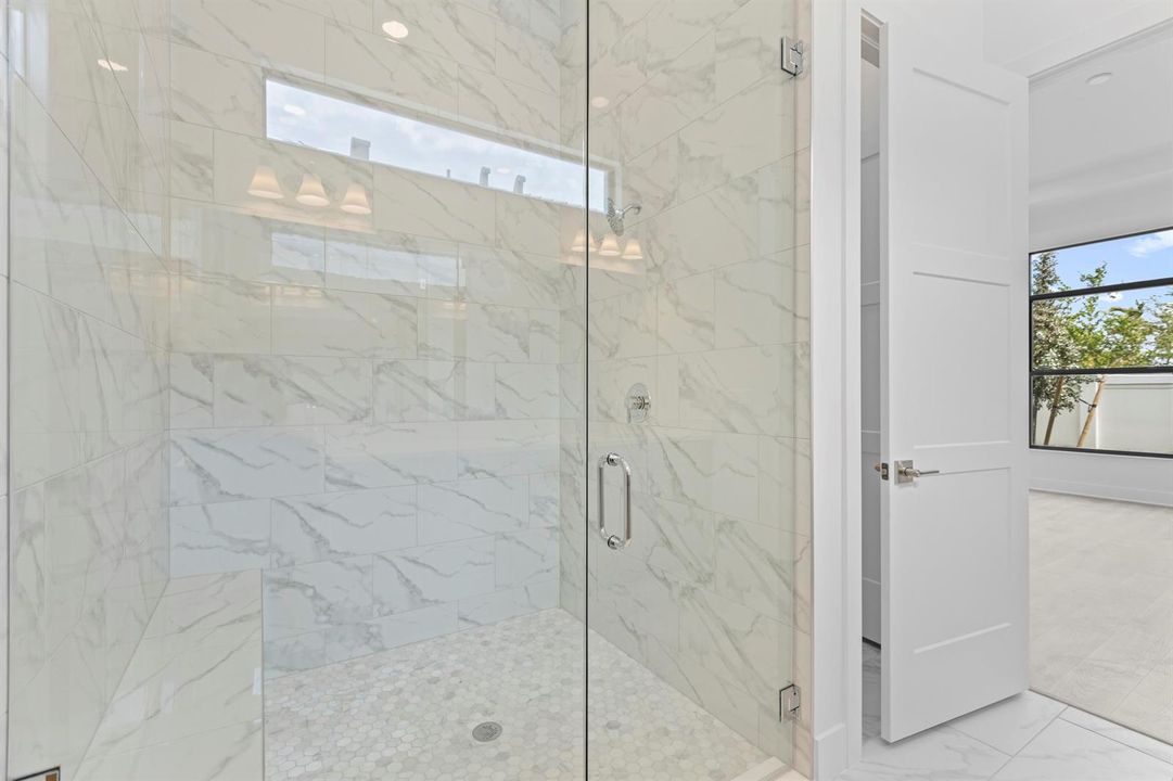 Owner's Bath