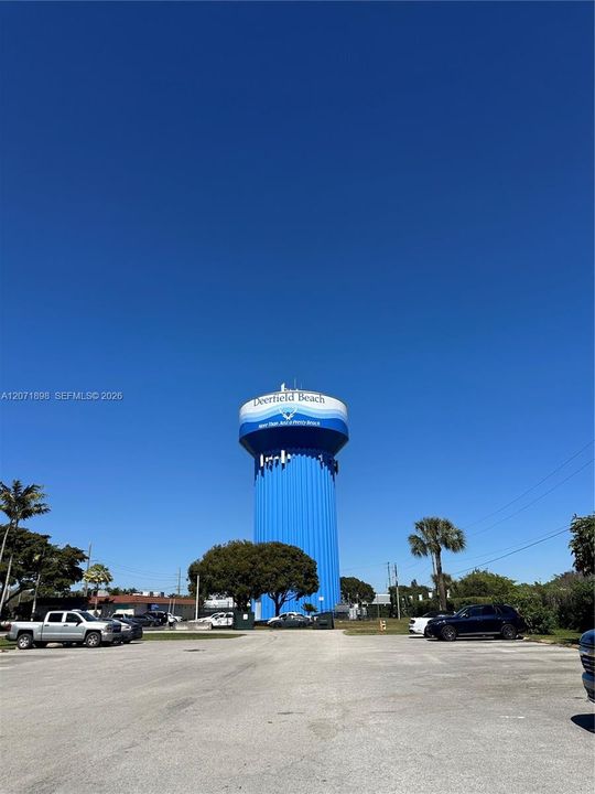 For Sale: $95,000 (1 beds, 1 baths, 700 Square Feet)