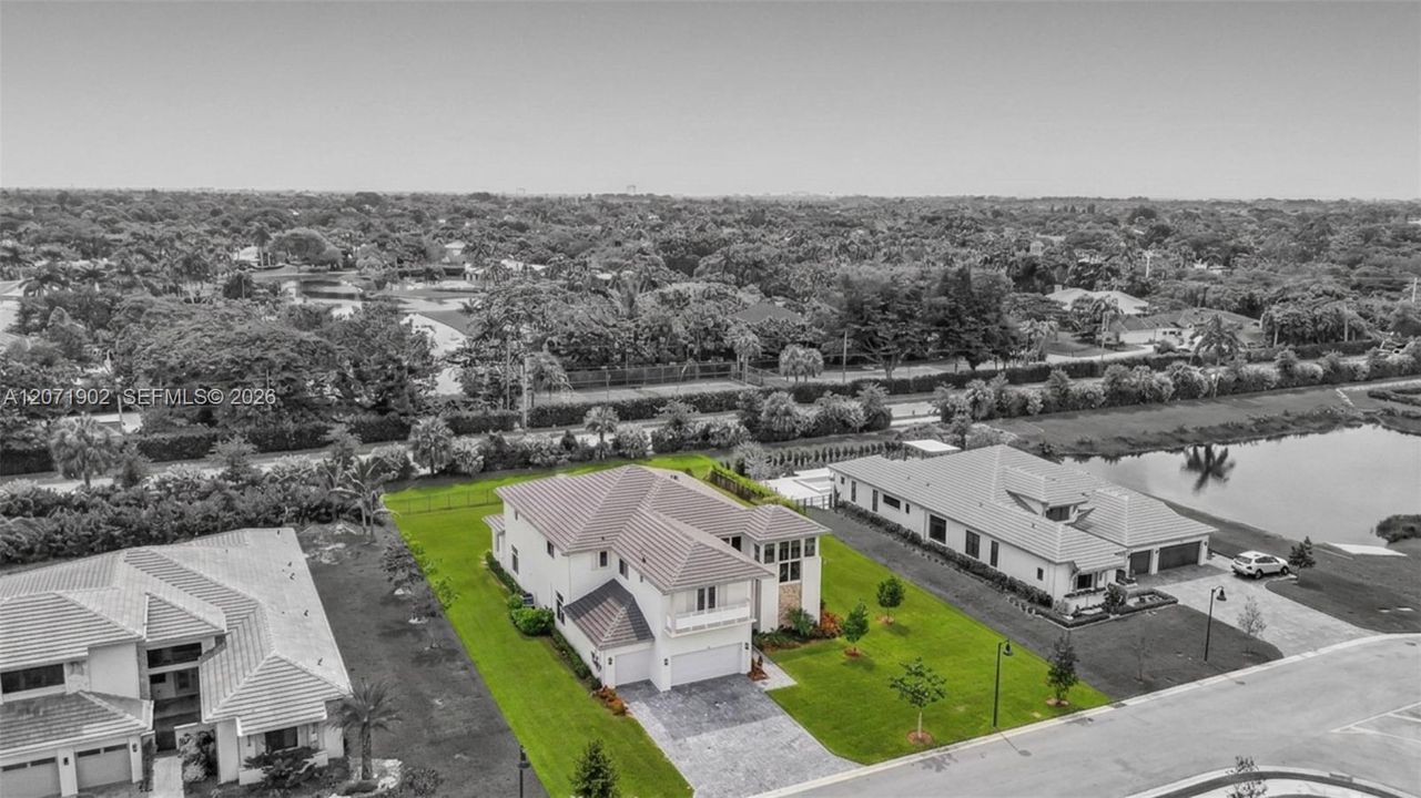 En Venta: $2,325,000 (5 camas, 4 baños, 5318 Pies cuadrados)