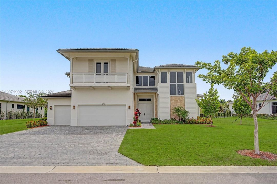 En Venta: $2,325,000 (5 camas, 4 baños, 5318 Pies cuadrados)