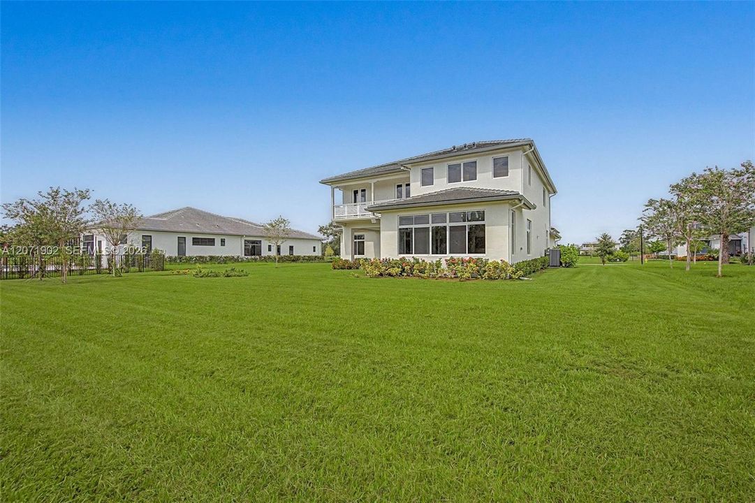 En Venta: $2,325,000 (5 camas, 4 baños, 5318 Pies cuadrados)