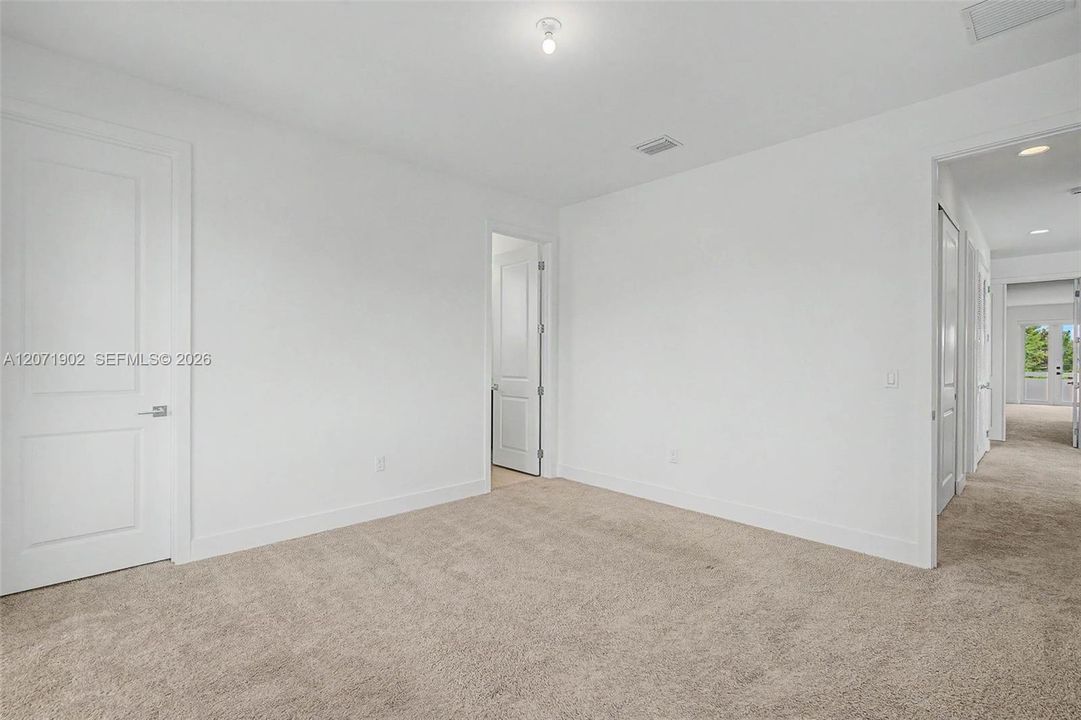 En Venta: $2,325,000 (5 camas, 4 baños, 5318 Pies cuadrados)