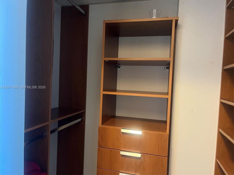 En Venta: $384,600 (2 camas, 2 baños, 1350 Pies cuadrados)