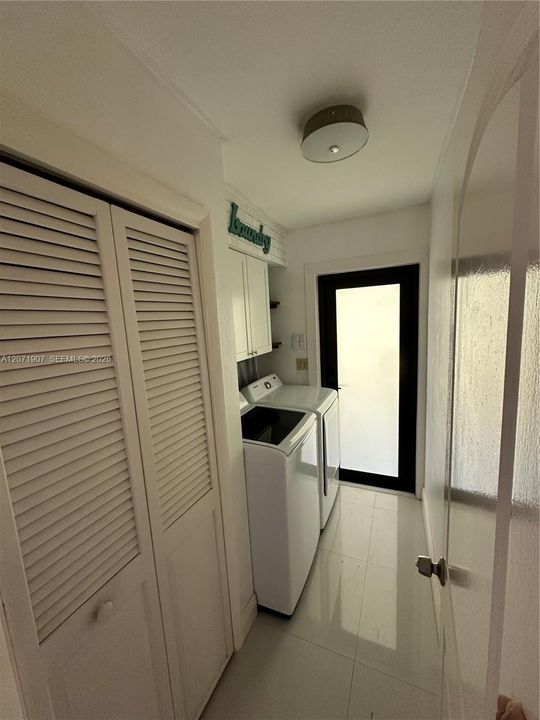 В аренду: $3,300 (3 спален, 2 ванн, 3504 Квадратных фут)