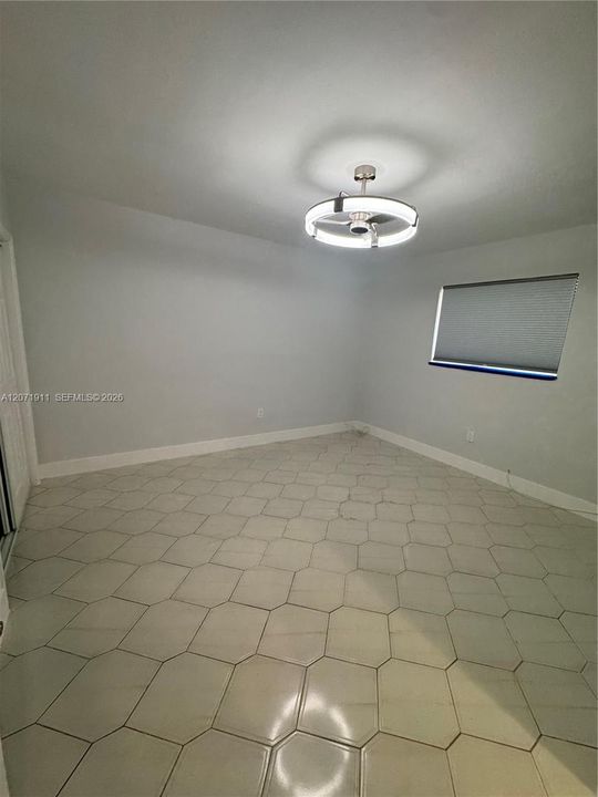 For Rent: $3,500 (3 beds, 2 baths, 2574 Square Feet)