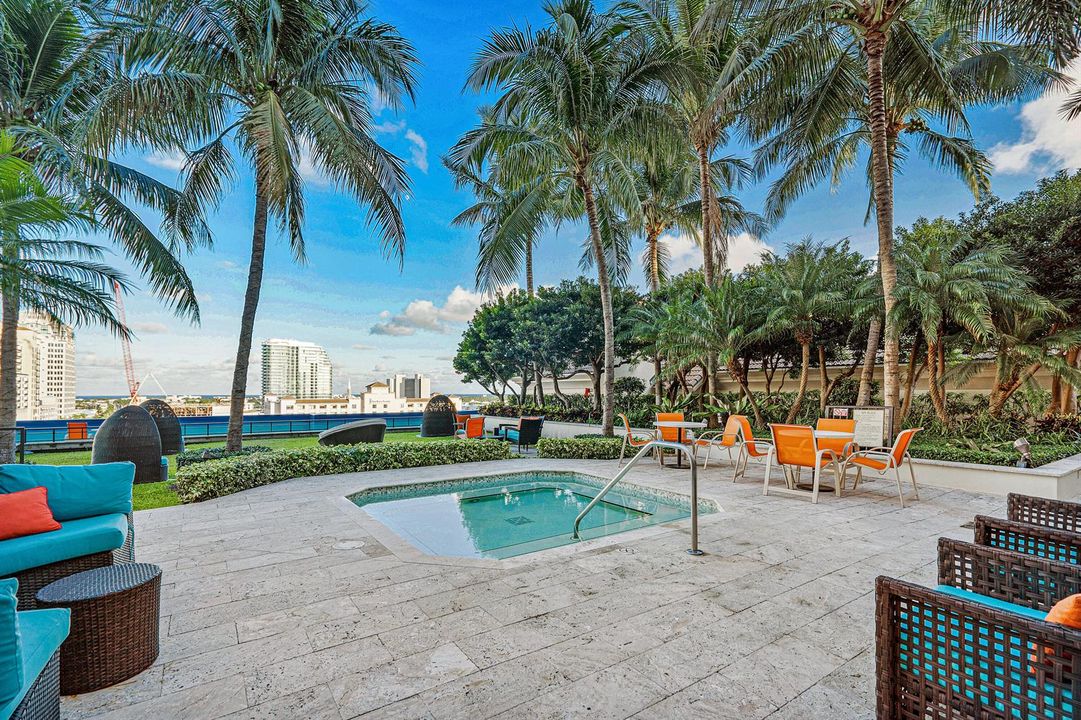 035-550OkeechobeeBoulevard-WestPalmBeach