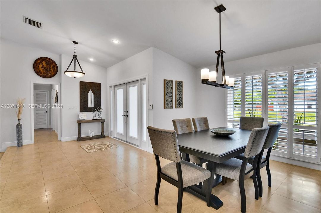 For Sale: $1,749,000 (5 beds, 2 baths, 3031 Square Feet)