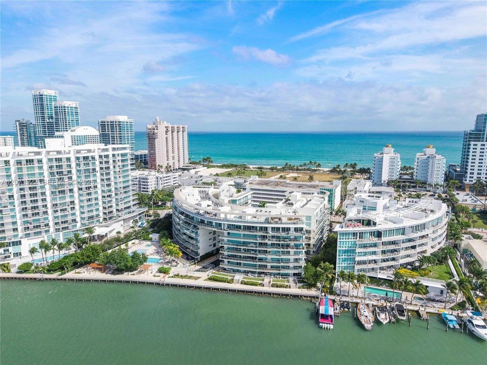 For Rent: $6,500 (2 beds, 2 baths, 1135 Square Feet)