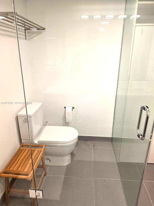 For Rent: $6,500 (2 beds, 2 baths, 1135 Square Feet)