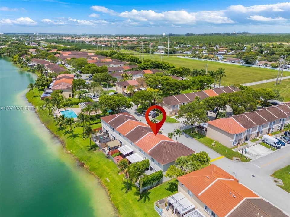 For Sale: $385,900 (3 beds, 2 baths, 1220 Square Feet)