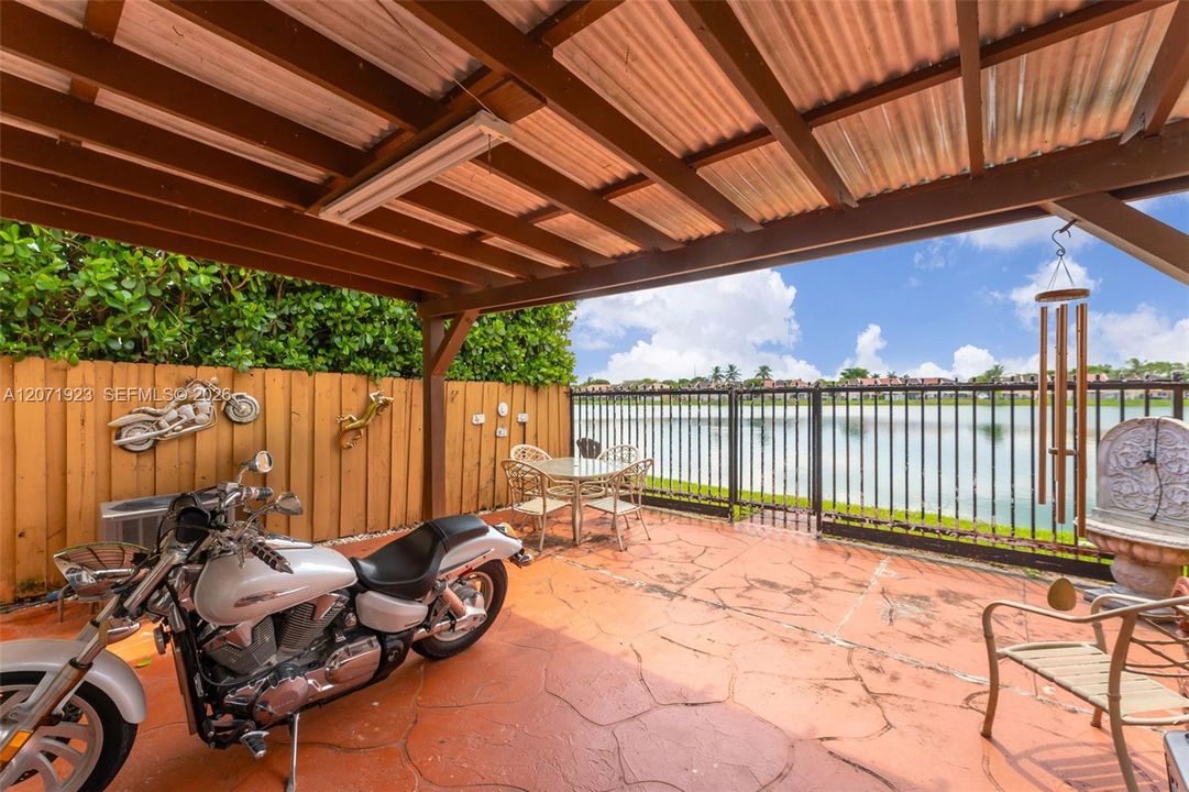 For Sale: $385,900 (3 beds, 2 baths, 1220 Square Feet)