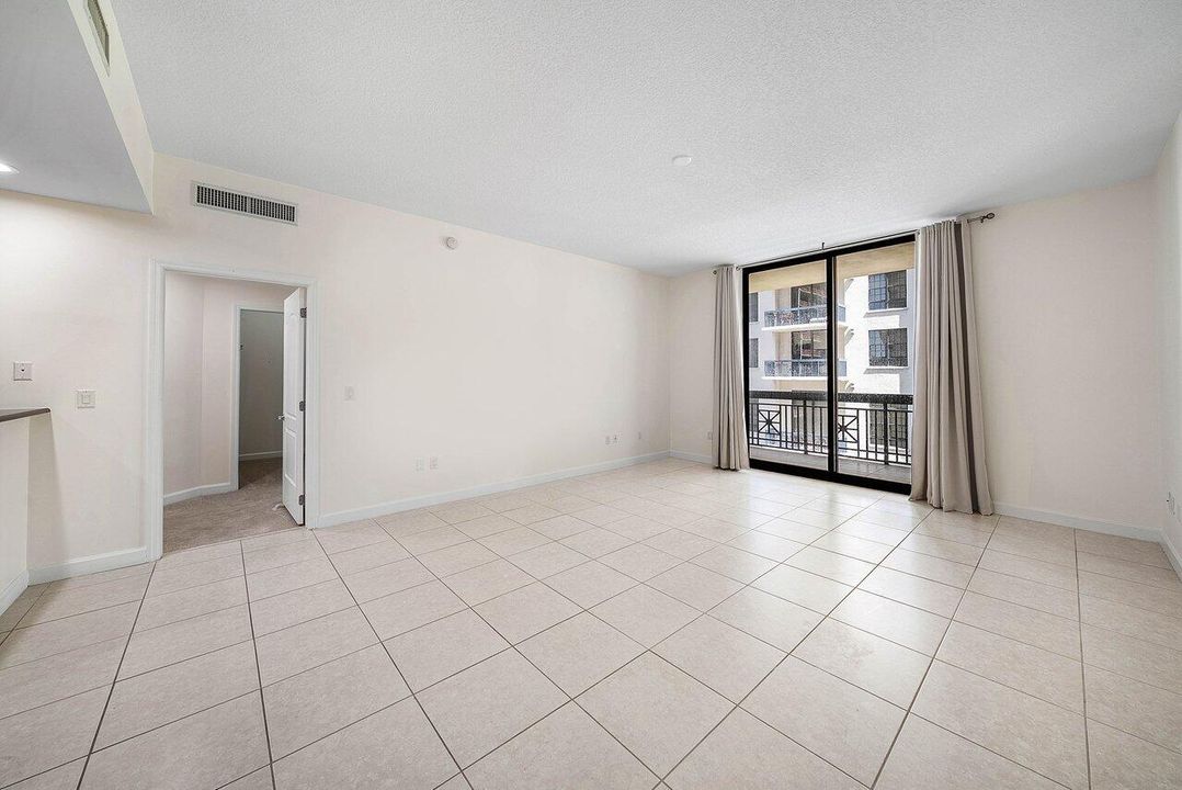 008-801SouthOliveAvenue-715-WestPalmBeac