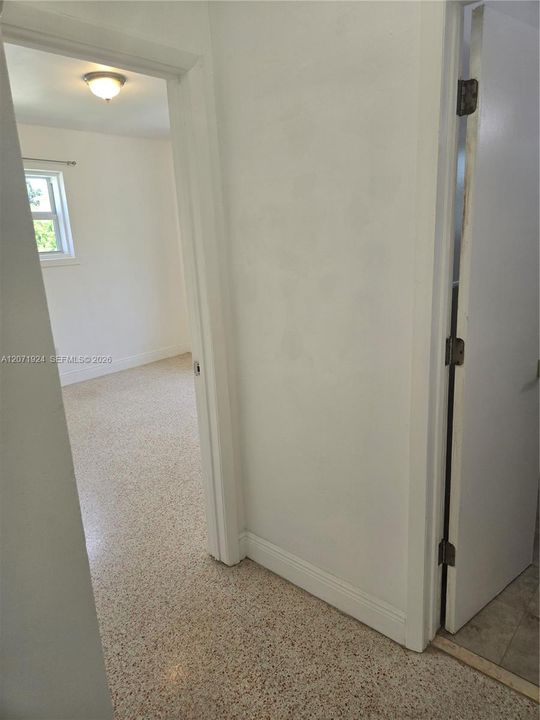 В аренду: $2,300 (2 спален, 1 ванн, 751 Квадратных фут)