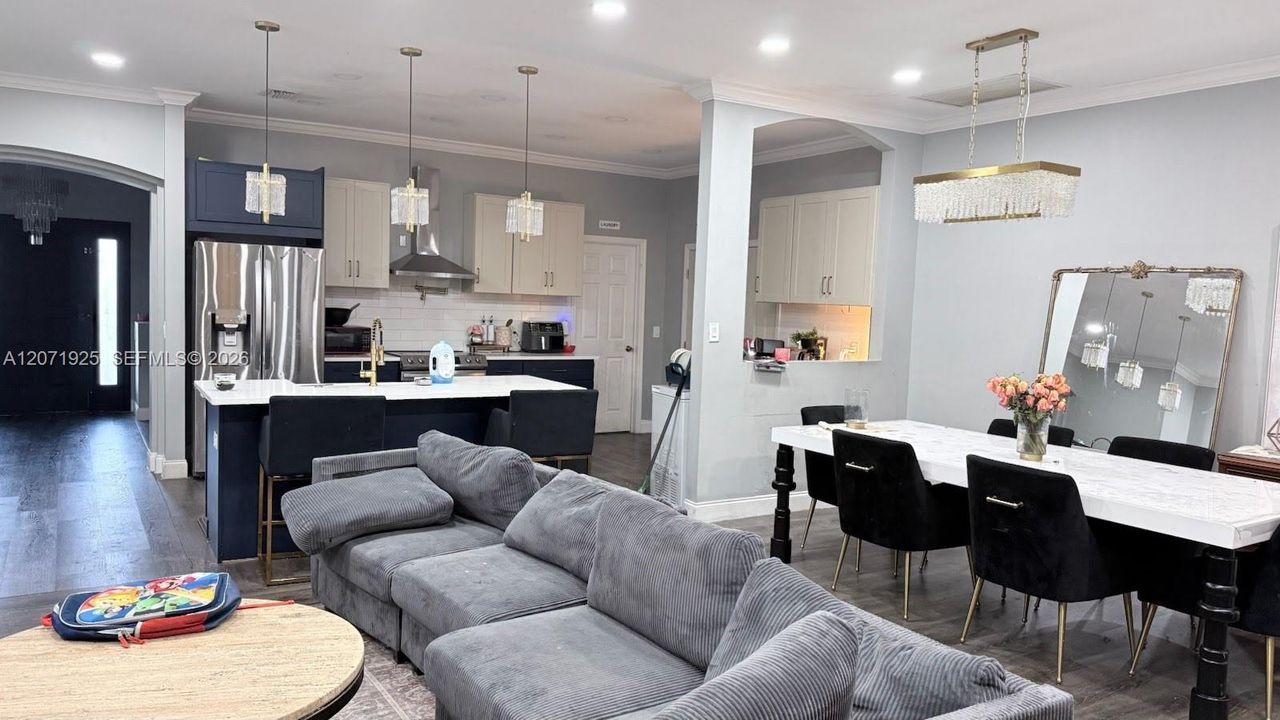For Sale: $440,000 (4 beds, 2 baths, 2040 Square Feet)