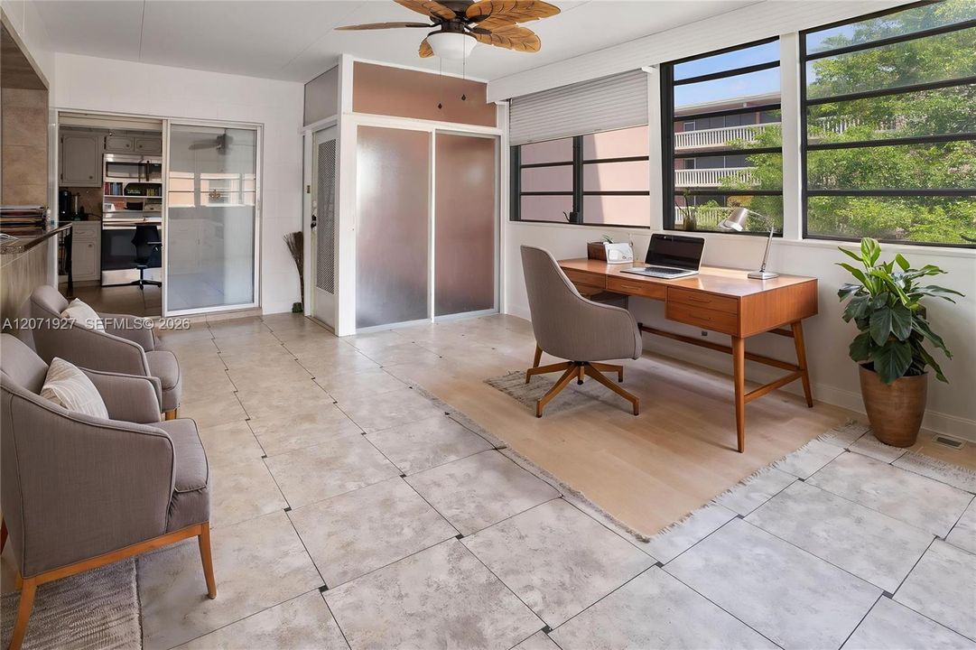 For Rent: $2,300 (2 beds, 2 baths, 1168 Square Feet)