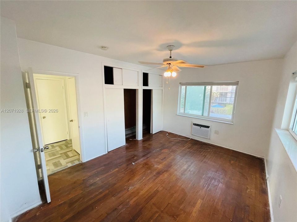For Rent: $2,050 (1 beds, 1 baths, 800 Square Feet)