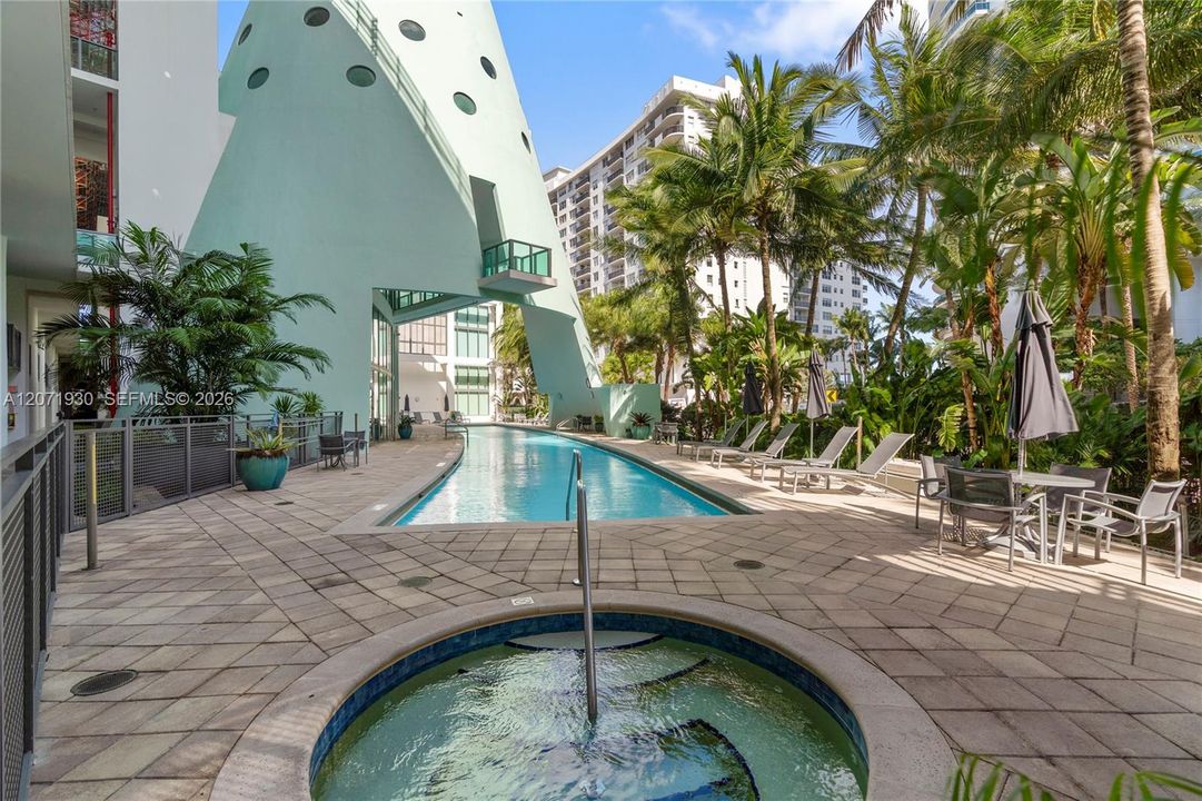 For Sale: $789,000 (2 beds, 2 baths, 1700 Square Feet)