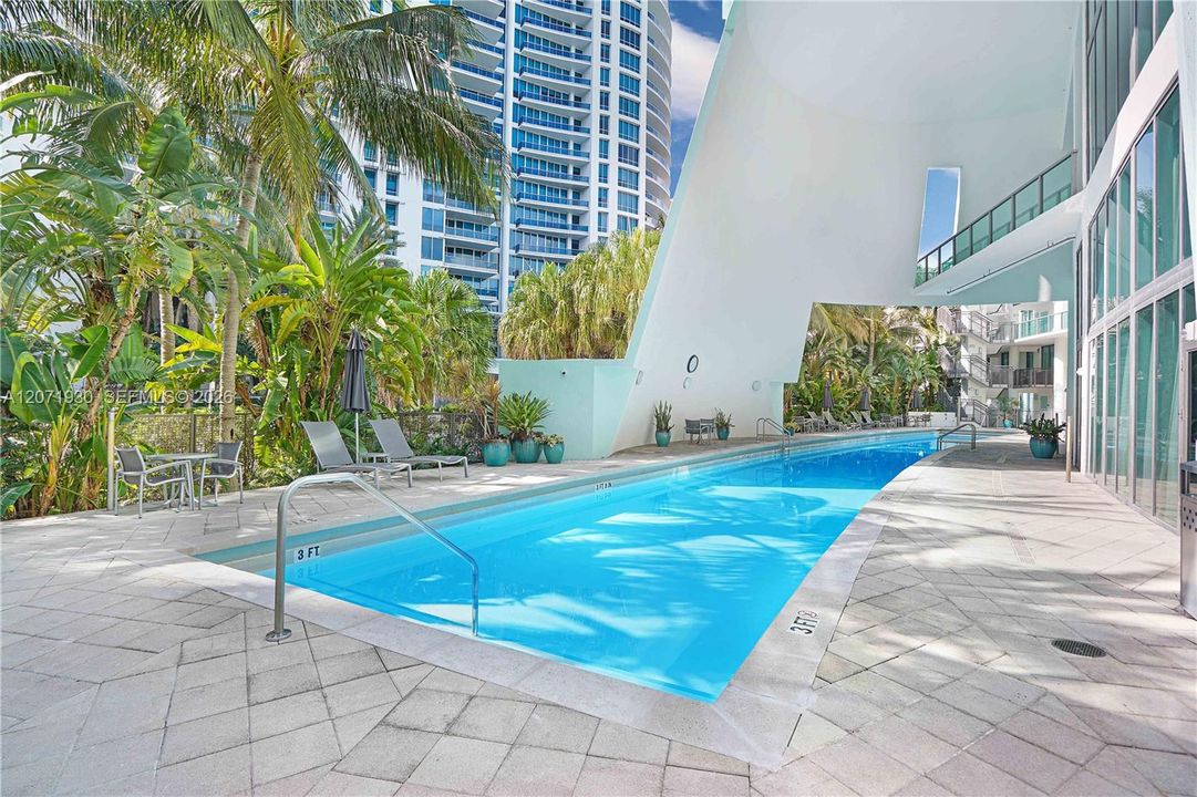 For Sale: $789,000 (2 beds, 2 baths, 1700 Square Feet)