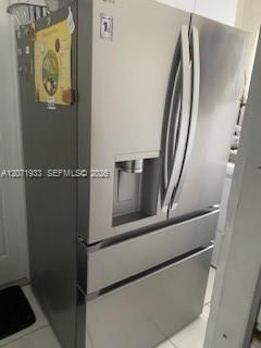 For Rent: $1,150 (3 beds, 2 baths, 1496 Square Feet)