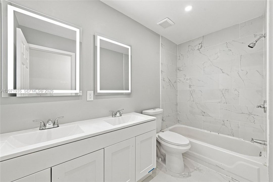 For Sale: $410,000 (3 beds, 2 baths, 1624 Square Feet)