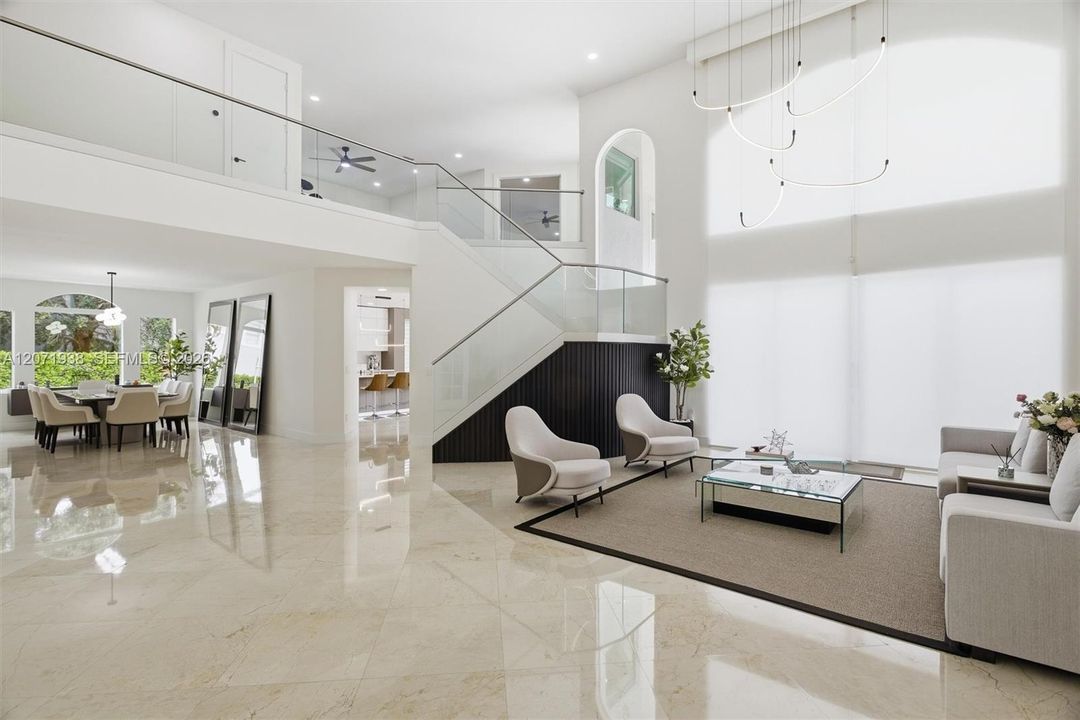 For Sale: $3,500,000 (5 beds, 6 baths, 5950 Square Feet)