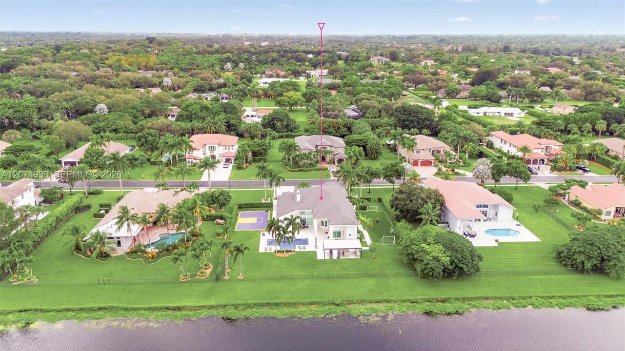 For Sale: $3,500,000 (5 beds, 6 baths, 5950 Square Feet)