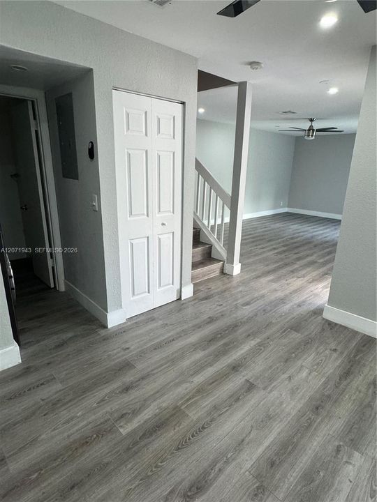 For Rent: $3,000 (3 beds, 2 baths, 1449 Square Feet)