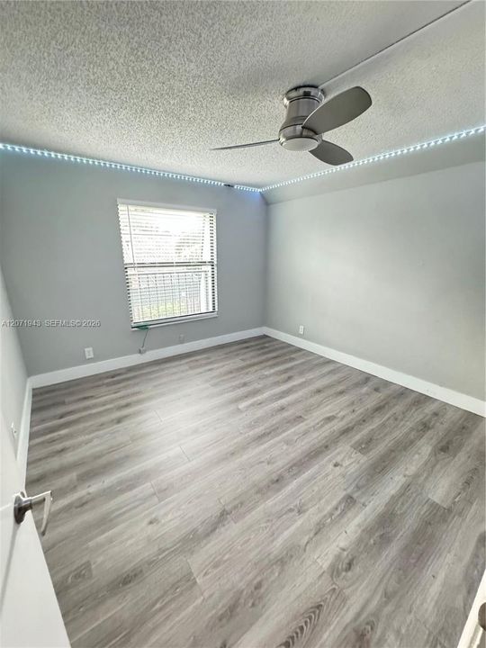For Rent: $3,000 (3 beds, 2 baths, 1449 Square Feet)