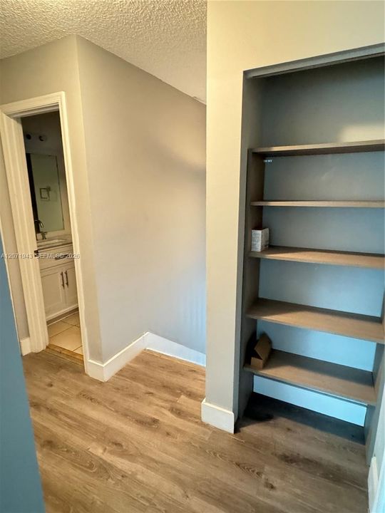 For Rent: $3,000 (3 beds, 2 baths, 1449 Square Feet)