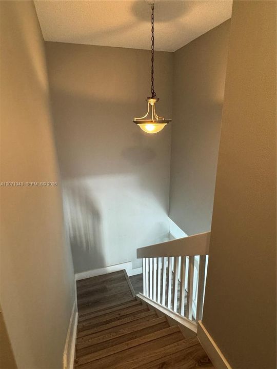 For Rent: $3,000 (3 beds, 2 baths, 1449 Square Feet)