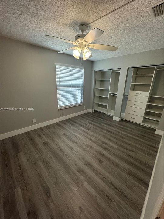 For Rent: $3,000 (3 beds, 2 baths, 1449 Square Feet)